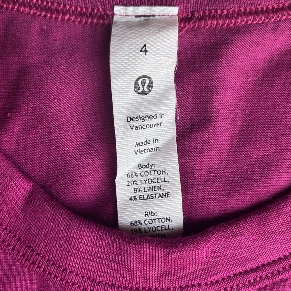 Lululemon tank size 4 - Picture 2 of 6